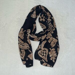 Woman’s Scarf